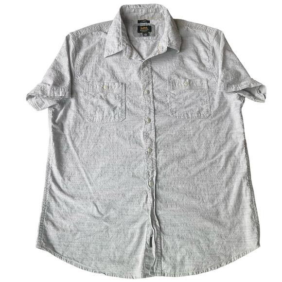 Lee Men’s Short Sleeve Button Down Shirt size L, Gray, Stretch & Regular Fit - Picture 1 of 8